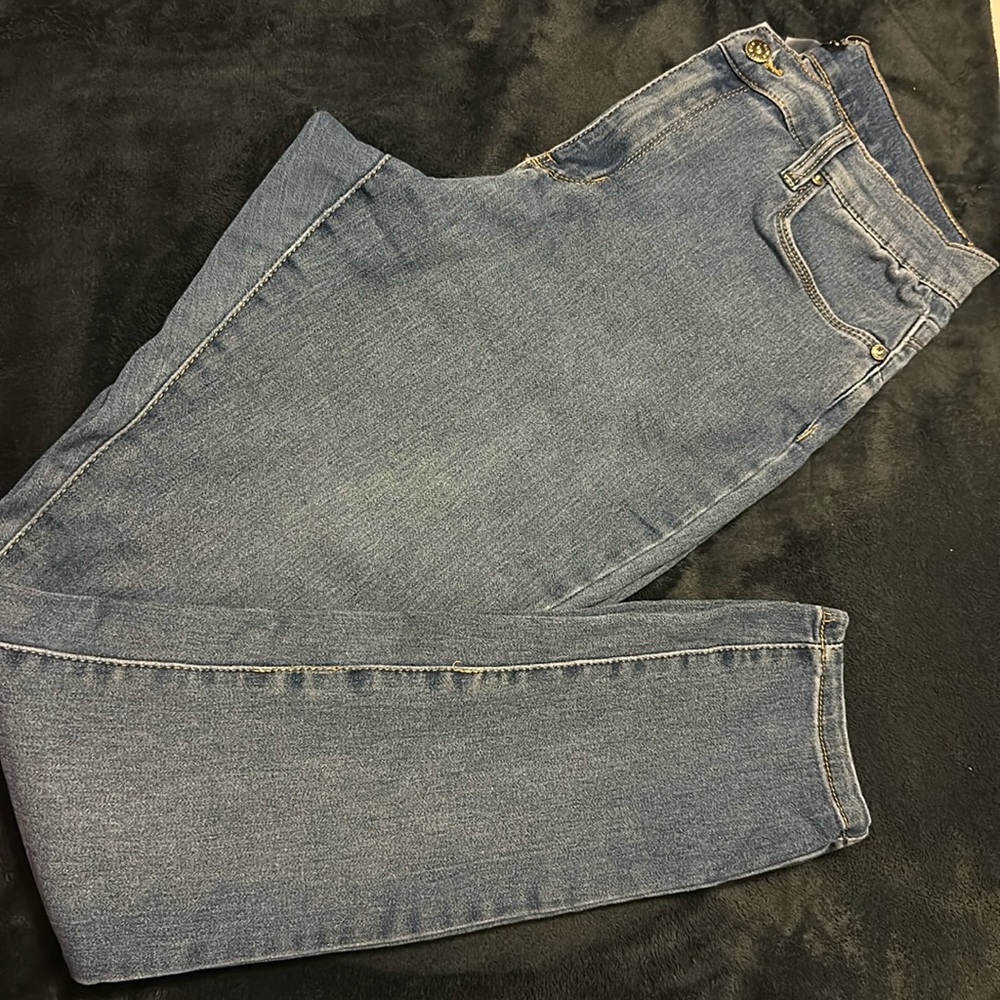 Venus Skinny Jeans